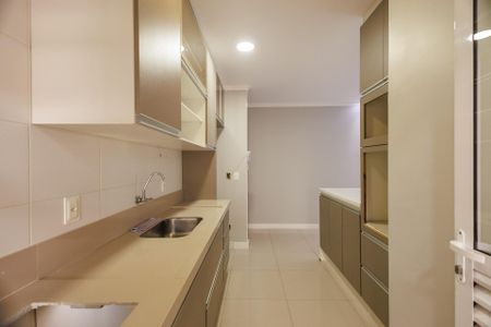 Apartamento para alugar com 78m², 2 quartos e 2 vagasCozinha