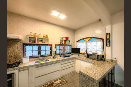 Casa para alugar com 140m², 3 quartos e 3 vagas Casa para alugar com 140m², 3 quartos e 3 vagasCozinha