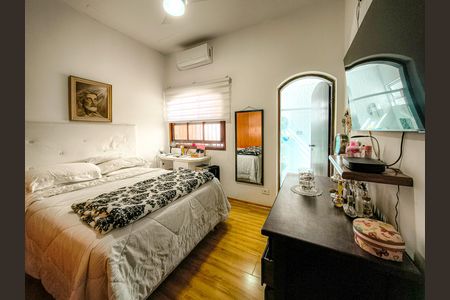 Casa para alugar com 140m², 3 quartos e 3 vagas Casa para alugar com 140m², 3 quartos e 3 vagasSuíte