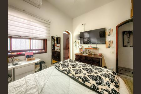 Casa para alugar com 140m², 3 quartos e 3 vagas Casa para alugar com 140m², 3 quartos e 3 vagasSuíte