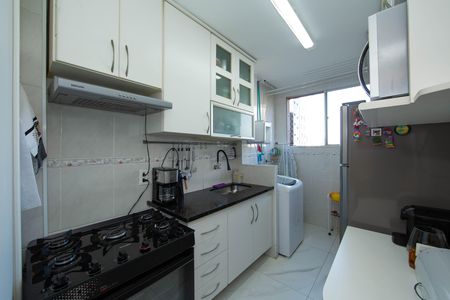Apartamento à venda com 87m², 4 quartos e 2 vagasCOZINHA