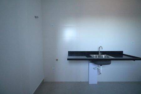 Apartamento à venda com 99m², 2 quartos e 2 vagas Apartamento à venda com 99m², 2 quartos e 2 vagasCozinha e Área de Serviço
