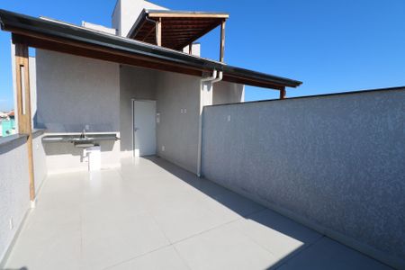 Apartamento à venda com 99m², 2 quartos e 2 vagas Apartamento à venda com 99m², 2 quartos e 2 vagasCobertura