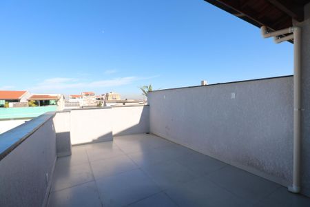 Apartamento à venda com 99m², 2 quartos e 2 vagas Apartamento à venda com 99m², 2 quartos e 2 vagasCobertura
