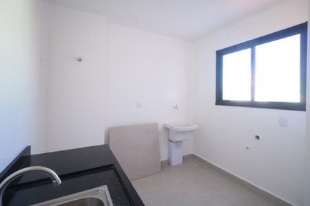 Apartamento à venda com 99m², 2 quartos e 2 vagas Apartamento à venda com 99m², 2 quartos e 2 vagasCozinha e Área de Serviço