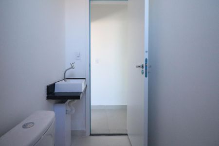Apartamento à venda com 99m², 2 quartos e 2 vagas Apartamento à venda com 99m², 2 quartos e 2 vagasBanheiro Social
