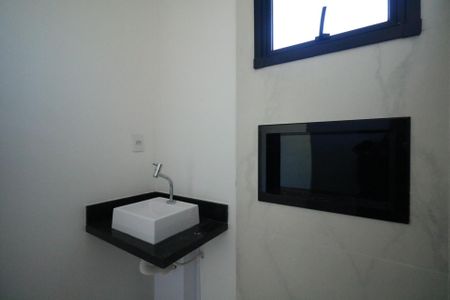 Apartamento à venda com 99m², 2 quartos e 2 vagas Apartamento à venda com 99m², 2 quartos e 2 vagasBanheiro da Suíte