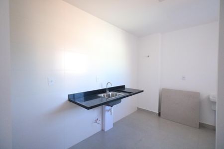 Apartamento à venda com 99m², 2 quartos e 2 vagas Apartamento à venda com 99m², 2 quartos e 2 vagasCozinha e Área de Serviço