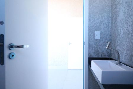 Apartamento à venda com 99m², 2 quartos e 2 vagas Apartamento à venda com 99m², 2 quartos e 2 vagasBanheiro da Cobertura