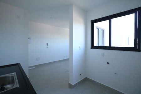 Apartamento à venda com 99m², 2 quartos e 2 vagasCozinha e Área de Serviço
