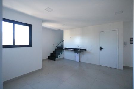 Apartamento à venda com 105m², 2 quartos e 2 vagasSala e Cozinha
