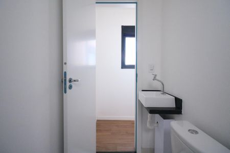 Apartamento à venda com 105m², 2 quartos e 2 vagasBanheiro da Suíte