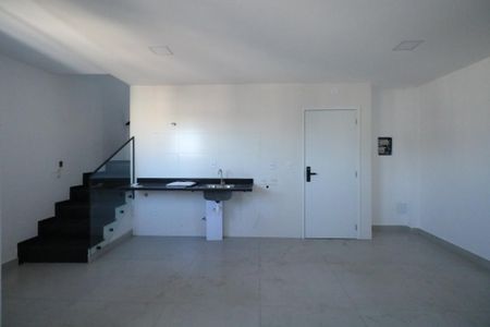 Apartamento à venda com 105m², 2 quartos e 2 vagasSala e Cozinha