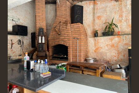Casa à venda com 5 quartos, 298m² em Parque dos Passaros, São Bernardo do Campo