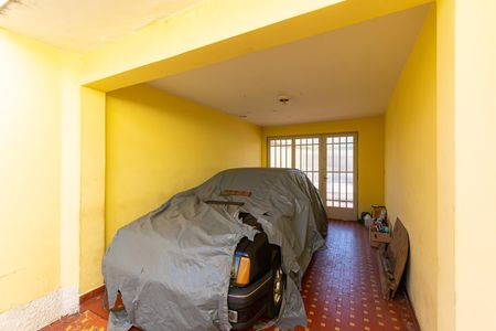 Garagem de casa à venda com 3 quartos, 323m² em Vila Ivone, São Paulo