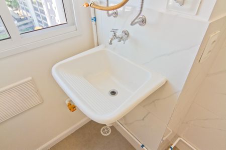 Apartamento para alugar com 40m², 2 quartos e sem vaga Apartamento para alugar com 40m², 2 quartos e sem vagaÁrea de Serviço