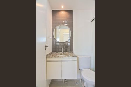 Apartamento para alugar com 40m², 2 quartos e sem vaga Apartamento para alugar com 40m², 2 quartos e sem vagaBanheiro