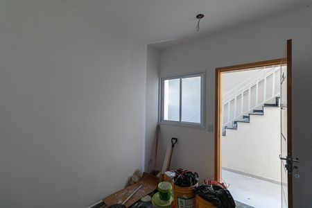 Sala/Cozinha/Área de Serviço  de apartamento para alugar com 1 quarto, 27m² em Guaianases, São Paulo