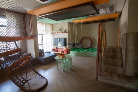 Apartamento à venda com 77m², 2 quartos e 1 vaga Apartamento à venda com 77m², 2 quartos e 1 vagaÁrea comum - Brinquedoteca