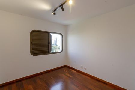 Apartamento para alugar com 200m², 4 quartos e 2 vagas Apartamento para alugar com 200m², 4 quartos e 2 vagasQuarto 1