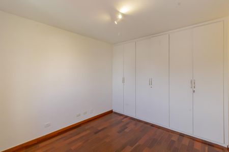 Apartamento para alugar com 200m², 4 quartos e 2 vagas Apartamento para alugar com 200m², 4 quartos e 2 vagasSuíte 1