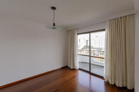 Apartamento para alugar com 200m², 4 quartos e 2 vagas Apartamento para alugar com 200m², 4 quartos e 2 vagasSala