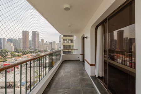Apartamento para alugar com 200m², 4 quartos e 2 vagas Apartamento para alugar com 200m², 4 quartos e 2 vagasSacada