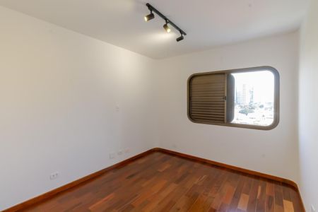 Apartamento para alugar com 200m², 4 quartos e 2 vagas Apartamento para alugar com 200m², 4 quartos e 2 vagasQuarto 1