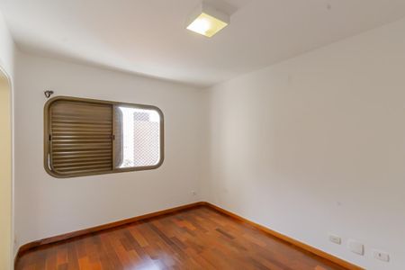 Apartamento para alugar com 200m², 4 quartos e 2 vagas Apartamento para alugar com 200m², 4 quartos e 2 vagasSuíte 3