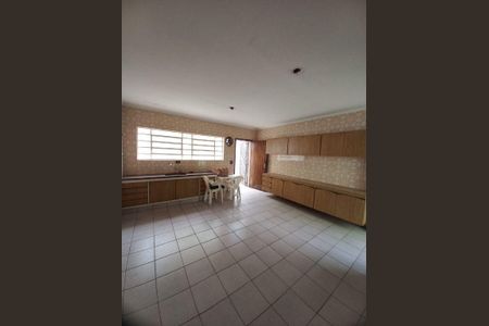 Casa à venda com 150m², 3 quartos e 2 vagas