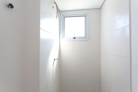 Apartamento para alugar com 53m², 2 quartos e 1 vaga Apartamento para alugar com 53m², 2 quartos e 1 vagaBanheiro