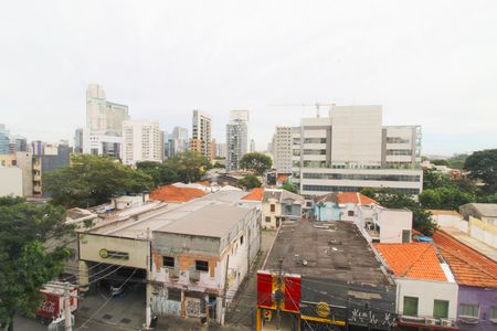 Vista do quarto de apartamento para alugar com 1 quarto, 56m² em Pinheiros, São Paulo