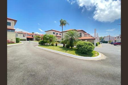 Casa à venda com 120m², 3 quartos e 2 vagas