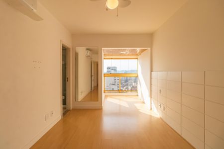 Apartamento à venda com 107m², 3 quartos e 2 vagasSuíte