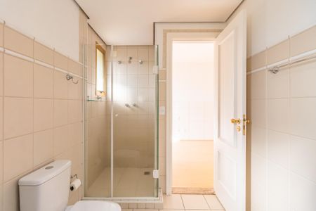 Apartamento à venda com 107m², 3 quartos e 2 vagasBanheiro da Suíte
