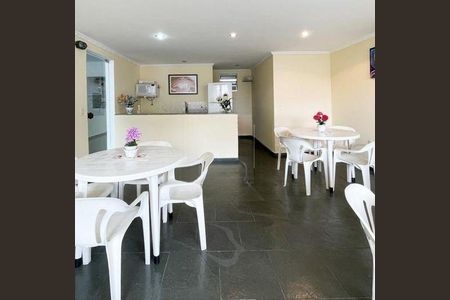 Apartamento à venda com 74m², 3 quartos e sem vaga