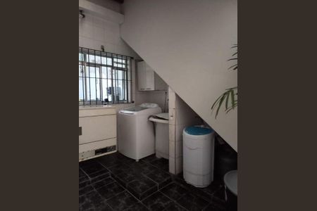 Casa à venda com 3 quartos, 147m² em Vila Guaraciaba, Santo André