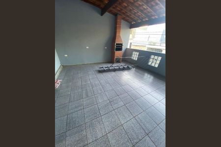 Casa à venda com 2 quartos, 145m² em Jardim Las Vegas, Santo André