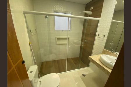 Casa à venda com 2 quartos, 145m² em Jardim Las Vegas, Santo André