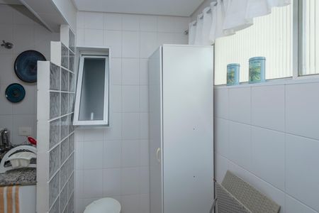 Apartamento à venda com 65m², 2 quartos e 1 vaga Apartamento à venda com 65m², 2 quartos e 1 vagaLavanderia