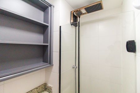 Apartamento à venda com 32m², 2 quartos e sem vaga Apartamento à venda com 32m², 2 quartos e sem vagaBanheiro