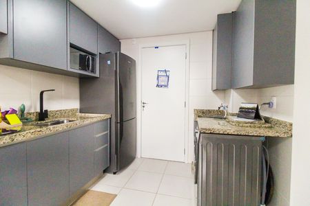 Apartamento à venda com 32m², 2 quartos e sem vaga Apartamento à venda com 32m², 2 quartos e sem vagaSala/Cozinha