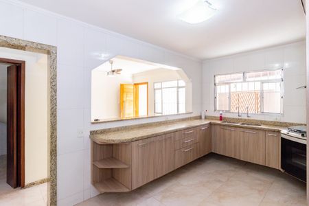 Casa para alugar com 163m², 3 quartos e 2 vagas Casa para alugar com 163m², 3 quartos e 2 vagasCozinha