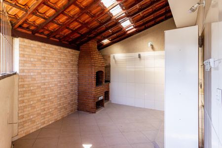 Casa para alugar com 163m², 3 quartos e 2 vagas