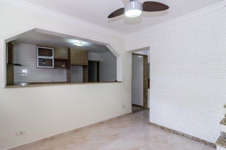 Casa para alugar com 163m², 3 quartos e 2 vagas Casa para alugar com 163m², 3 quartos e 2 vagasSala