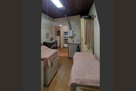 Casa à venda com 3 quartos, 250m² em Jardim Las Vegas, Santo André