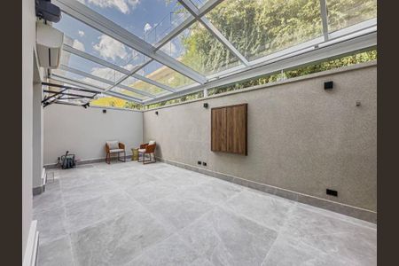 Casa à venda com 120m², 3 quartos e 3 vagas