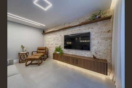 Casa à venda com 120m², 3 quartos e 3 vagas