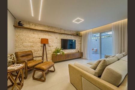 Casa à venda com 120m², 3 quartos e 3 vagas