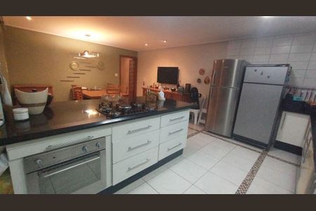 Casa à venda com 3 quartos, 144m² em Paulicéia, São Bernardo do Campo